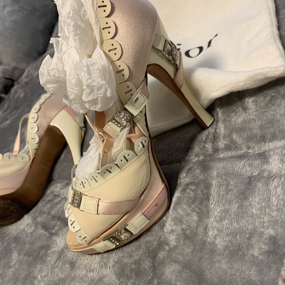Fun Dior heels - Picture 4 of 4